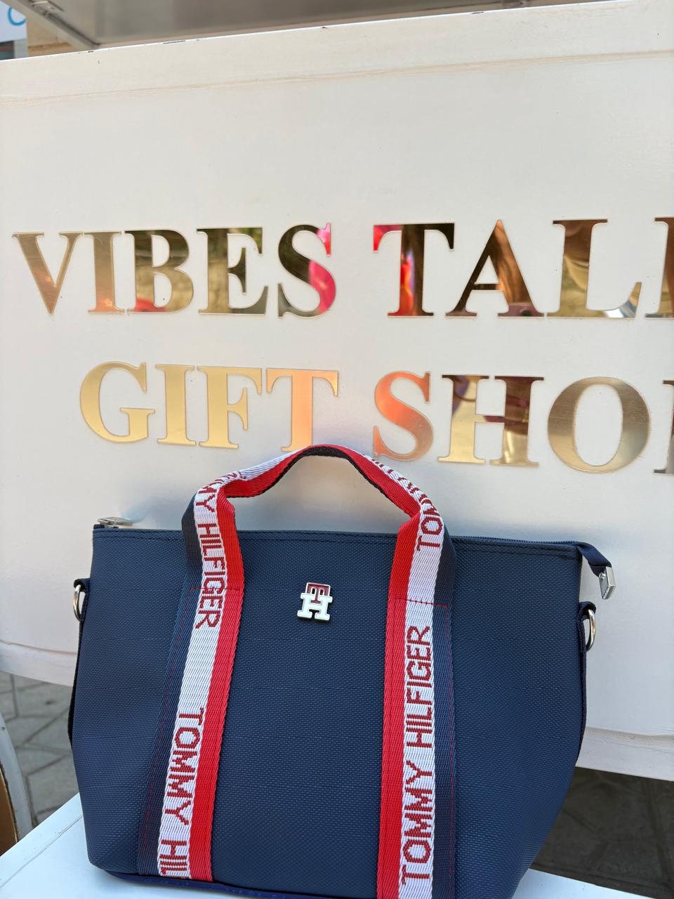 Tommy Hilfiger Bag