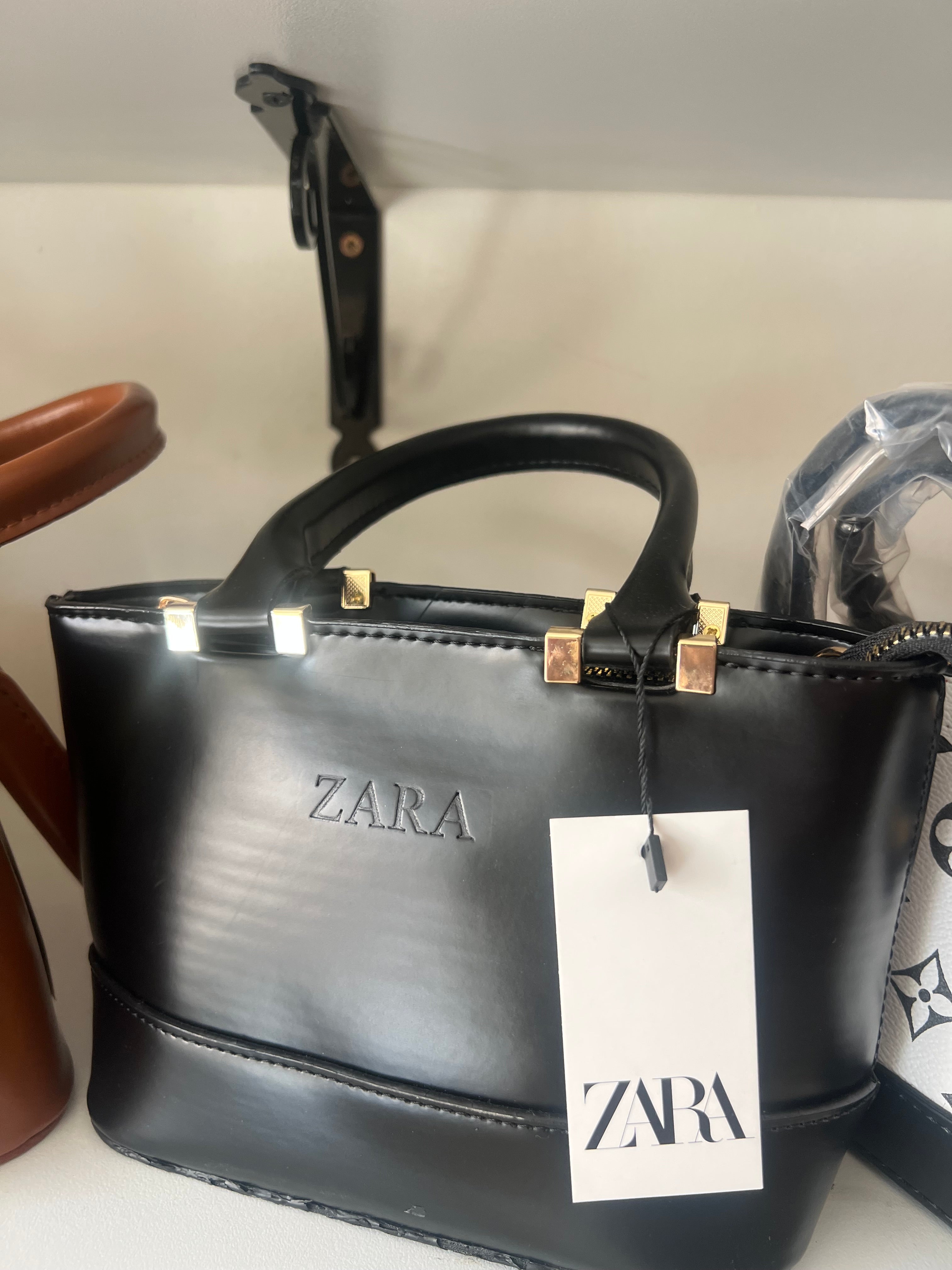 Zara tote Bag