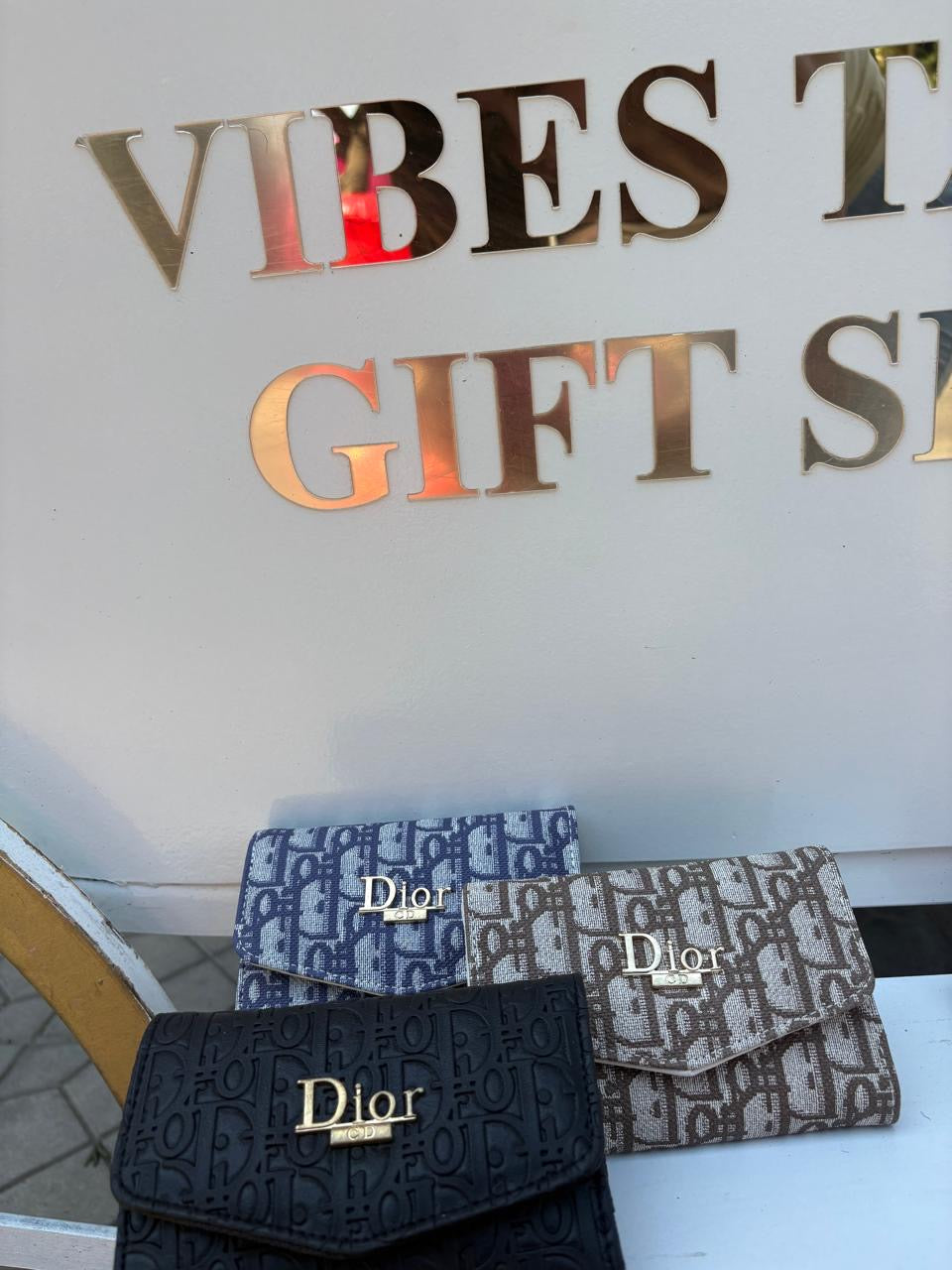 Dior wallet
